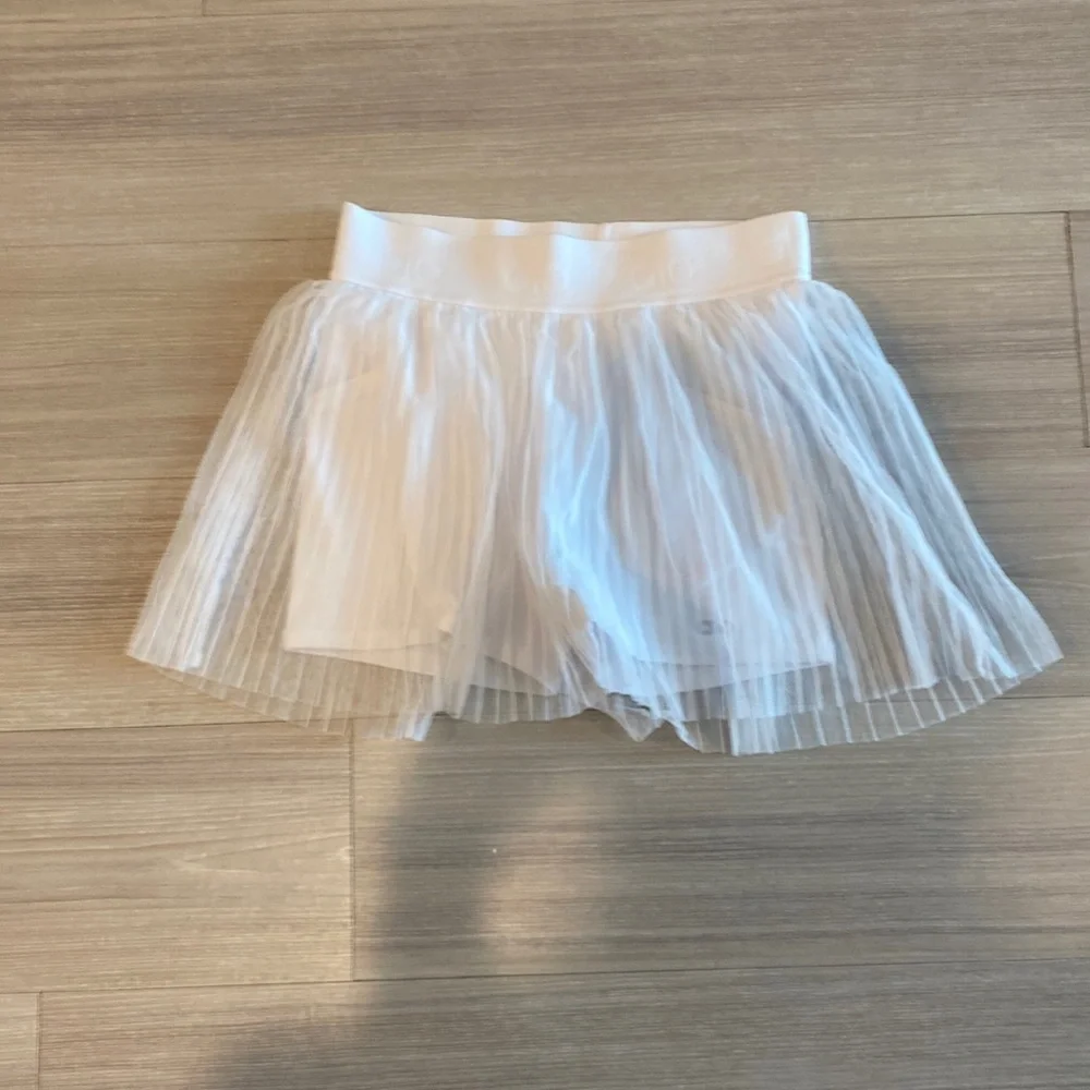 Alo Yoga White Tennis Skirt